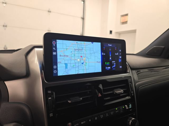 Used 2022 Lexus GX 460 Premium w/ Accessory Package AWD/4WD image 25