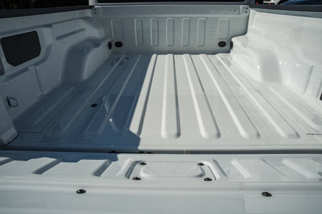 New 2027 Jeep Gladiator Mojave AWD/4WD image 9