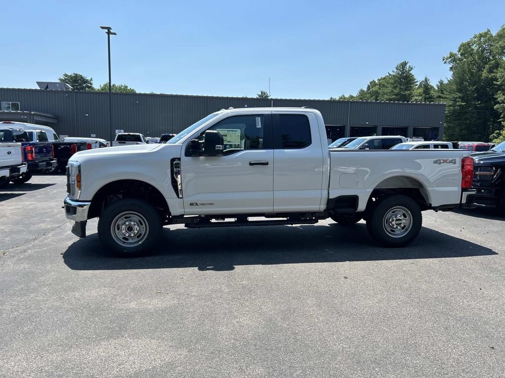 New 2026 Ford F250 XL w/ XL Chrome Package AWD/4WD image 2