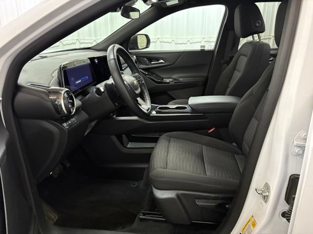 Used 2025 Chevrolet Equinox LT FWD image 29