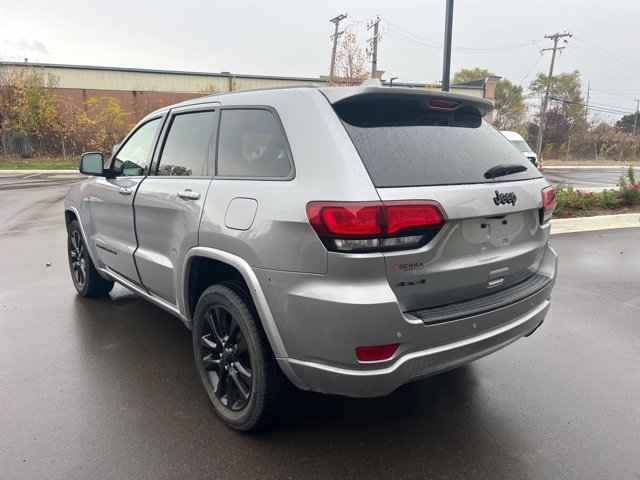 Used 2019 Jeep Grand Cherokee Altitude image 7