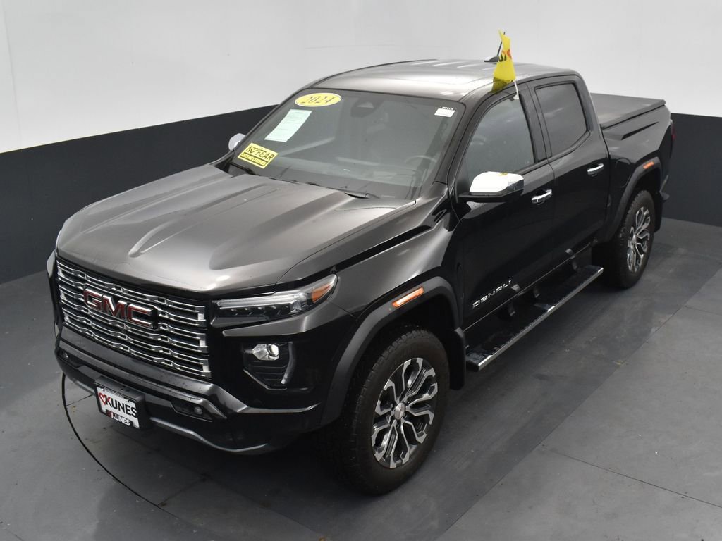 Used 2024 GMC Canyon Denali AWD/4WD image 45