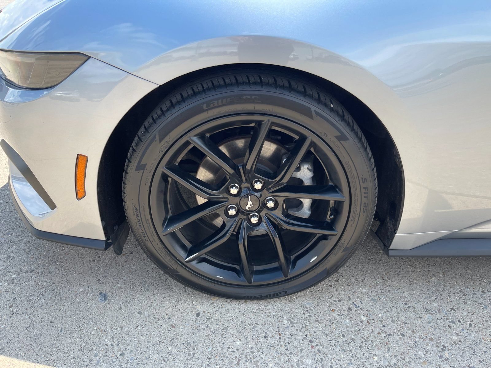 Used 2024 Ford Mustang Coupe RWD image 29