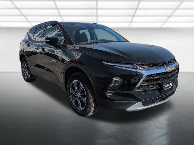 New 2025 Chevrolet Blazer LT w/ LPO, Floor Liner Package