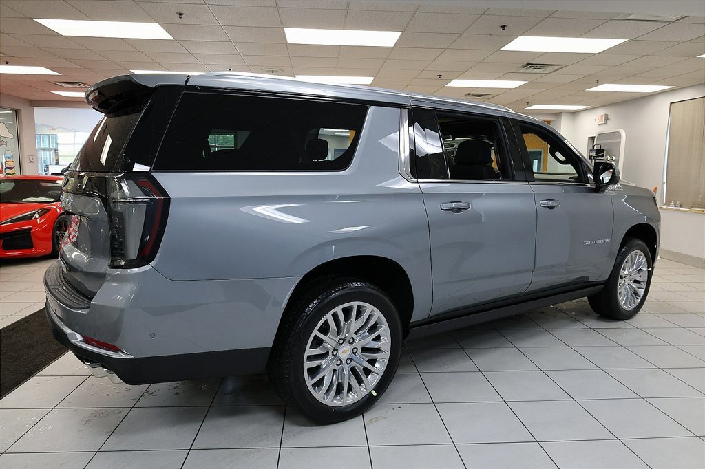 New 2025 Chevrolet Suburban High Country image 6