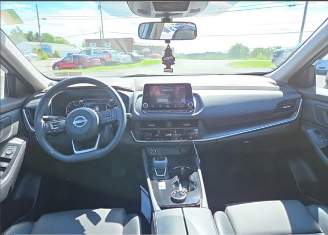 Certified 2023 Nissan Rogue SV w/ SV Premium B Package AWD/4WD image 7