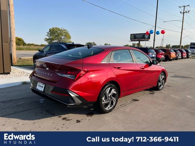 New 2025 Hyundai Elantra SEL image 5