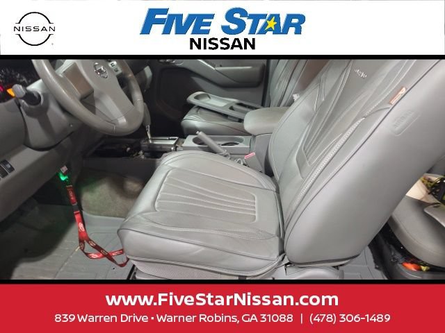 Used 2010 Nissan Frontier SE w/ Power Pkg RWD image 15