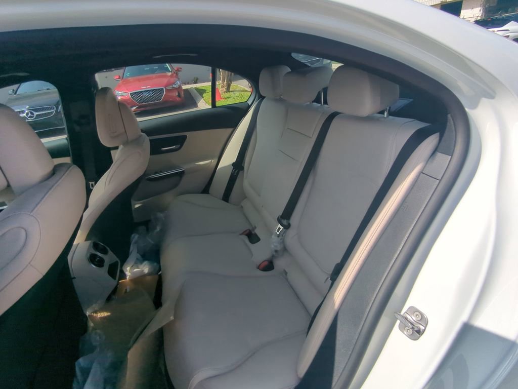 New 2025 Mercedes-Benz C 300 Sedan image 5