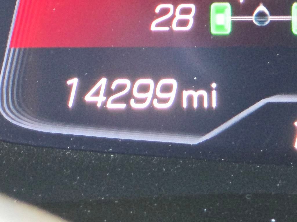 Used 2021 Chevrolet Corvette Stingray Premium Cpe w/ Z51 Performance Package image 16