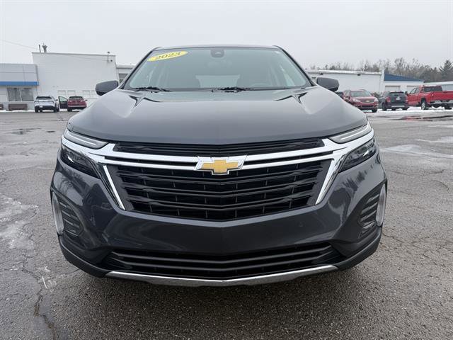 Used 2023 Chevrolet Equinox LT image 3