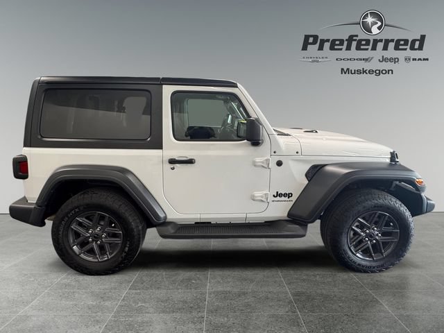 Used 2024 Jeep Wrangler Sport AWD/4WD image 8