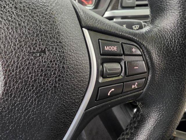 Used 2015 BMW 328i xDrive Sedan AWD/4WD image 12
