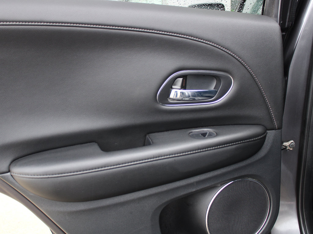 Used 2022 Honda HR-V EX-L image 31