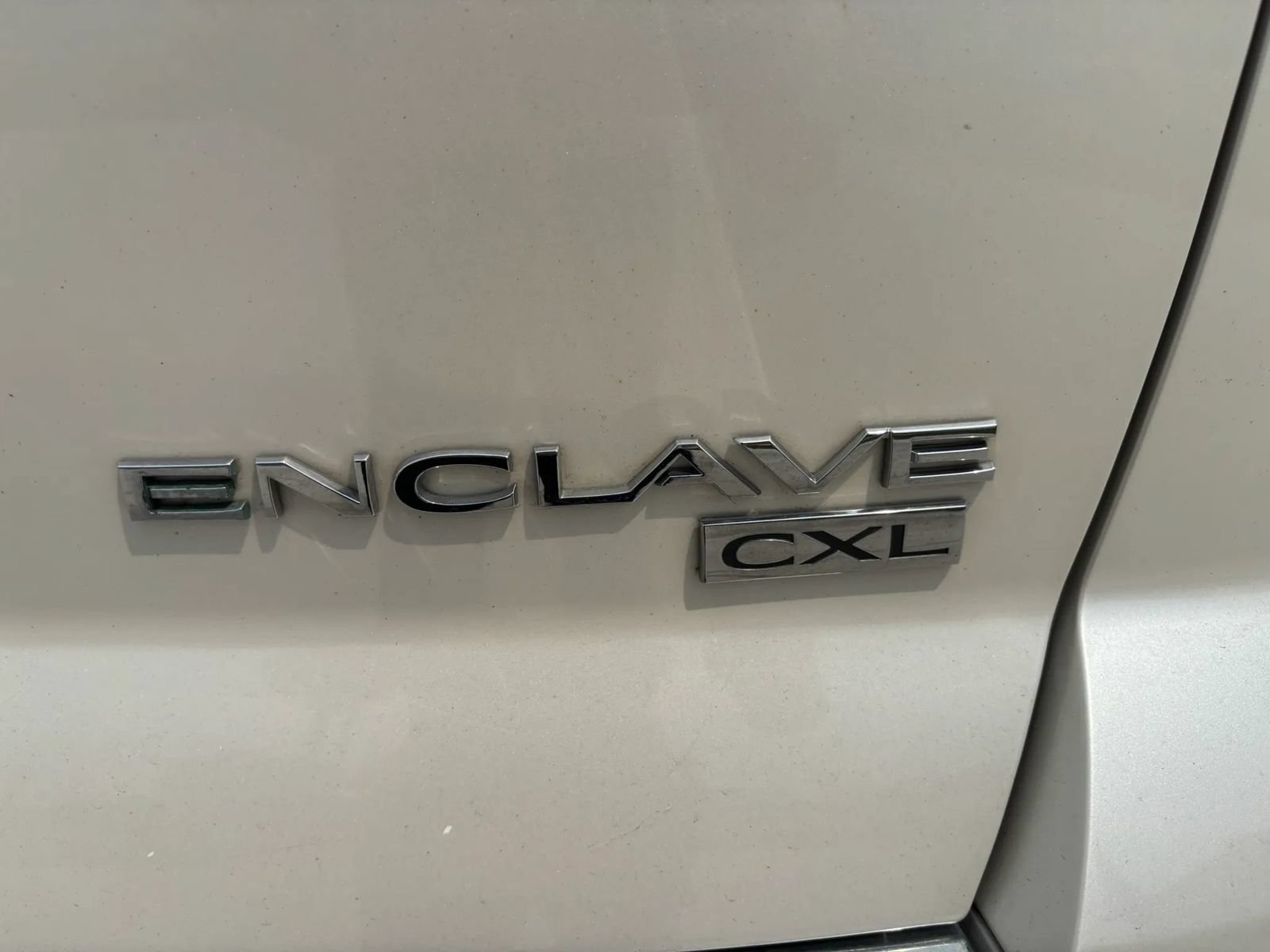 Used 2009 Buick Enclave CXL w/ Entertainment Package #2 AWD/4WD image 15