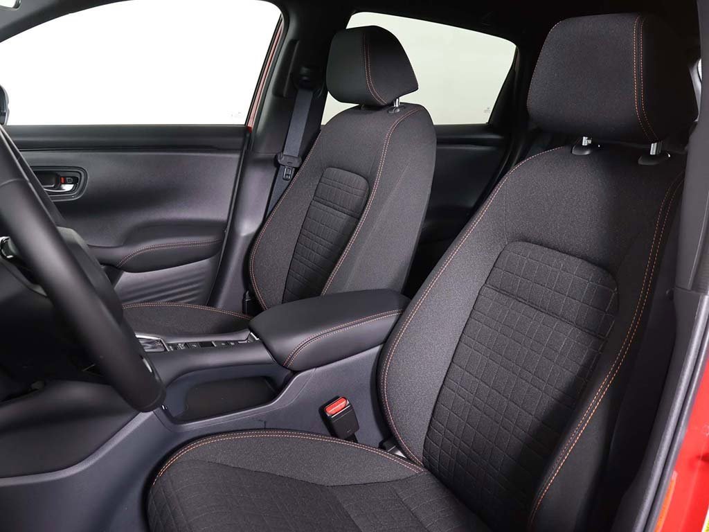 Used 2025 Honda HR-V Sport image 25