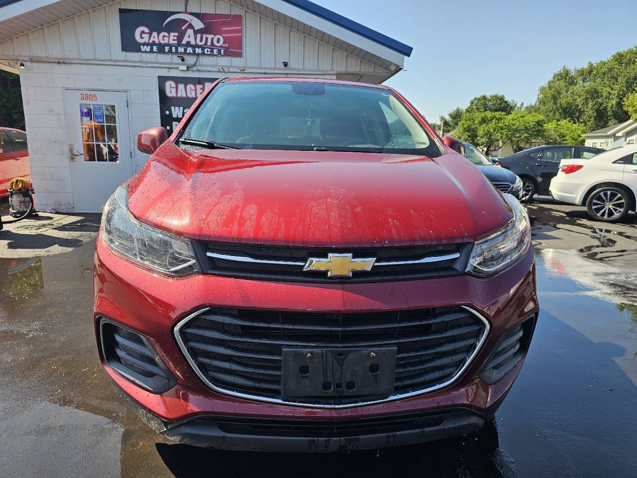 Used 2022 Chevrolet Trax LS w/ Tint and Cruise Package AWD/4WD image 3