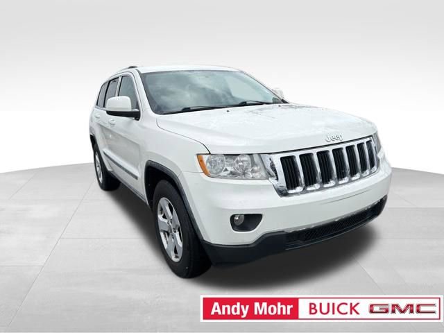 Used 2011 Jeep Grand Cherokee Laredo image 3