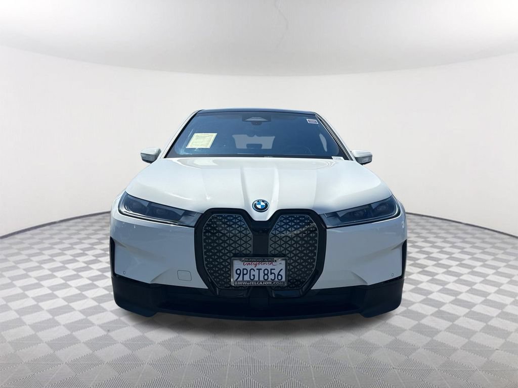 Certified 2025 BMW iX xDrive50 w/ Convenience Package AWD/4WD image 2