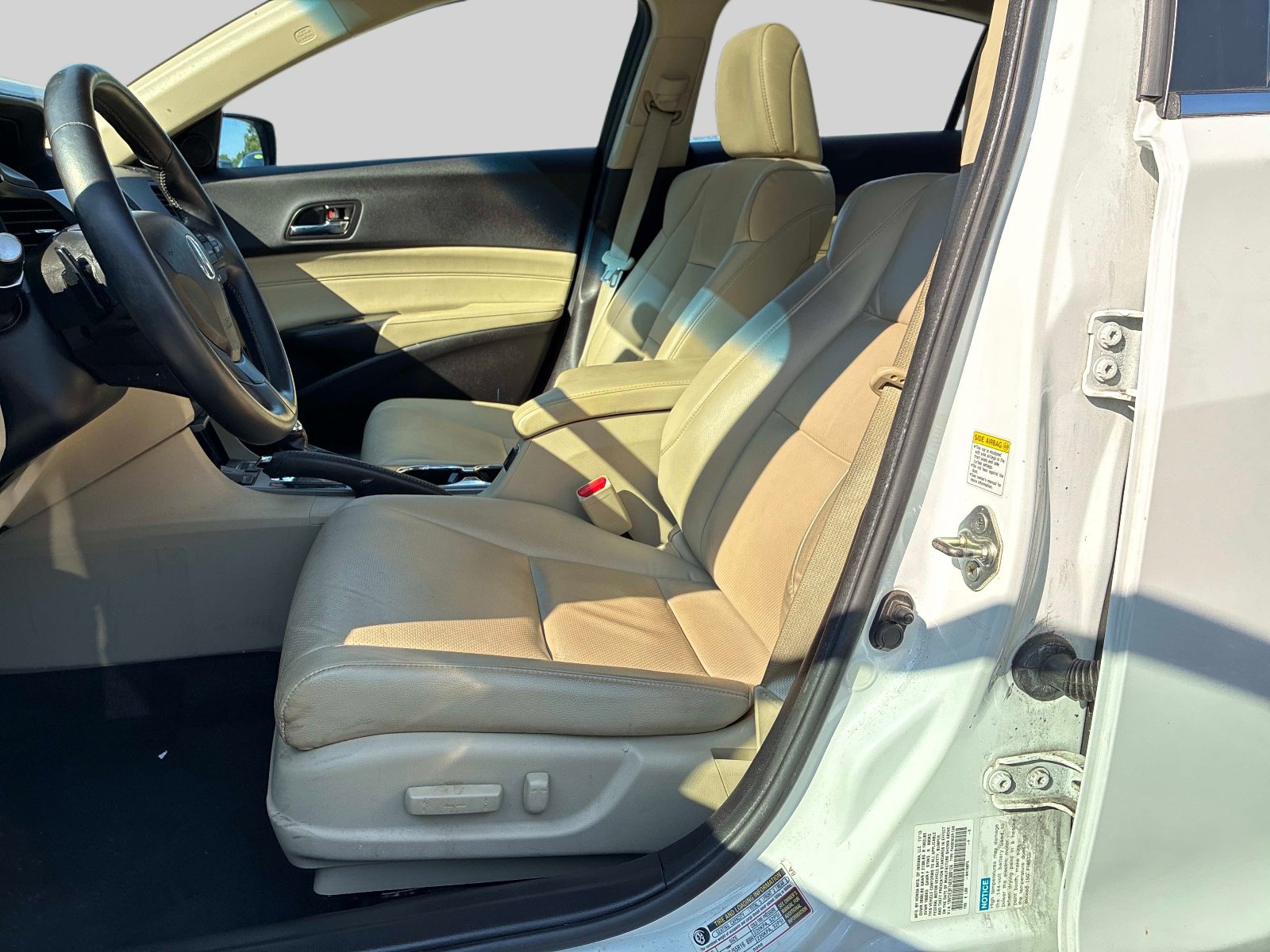 Used 2014 Acura ILX Hybrid w/ Technology Package FWD image 21