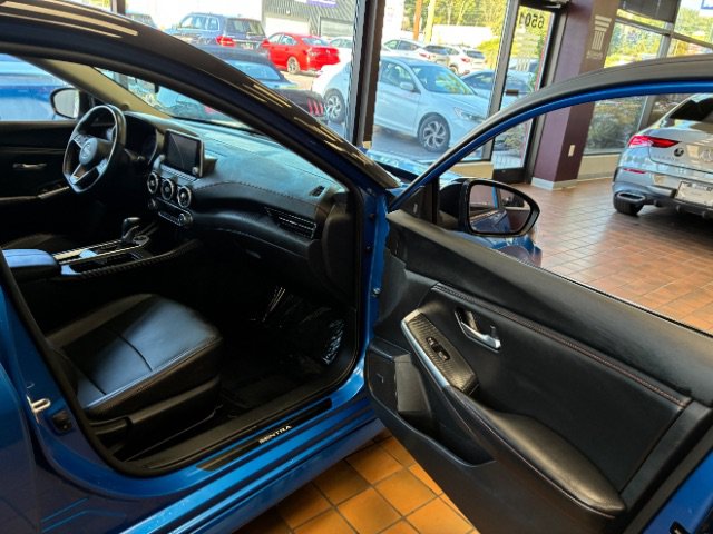 Used 2024 Nissan Sentra SR w/ SR Premium Package FWD image 30