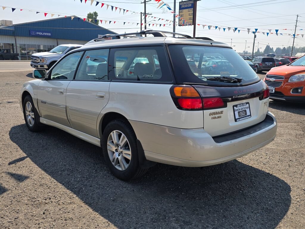 Used 2004 Subaru Outback H6 35th Anniversary Edition AWD/4WD image 5