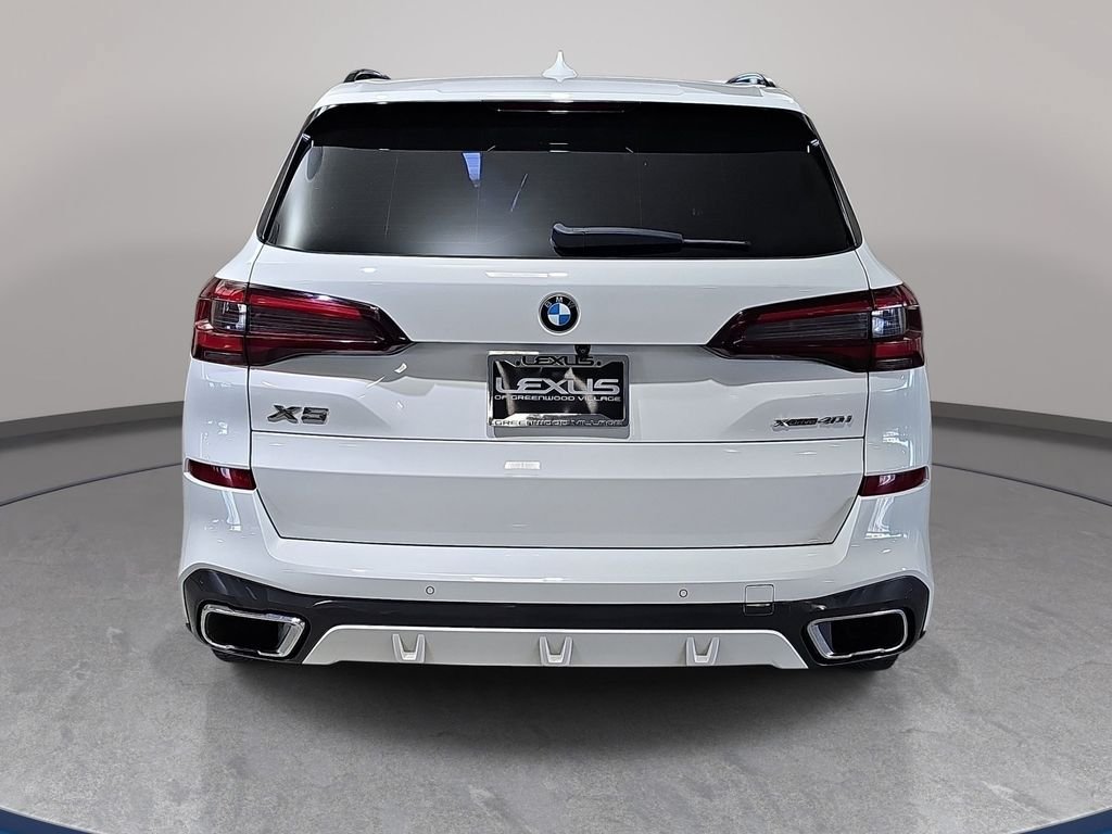 Used 2022 BMW X5 xDrive40i w/ M Sport Package AWD/4WD image 7