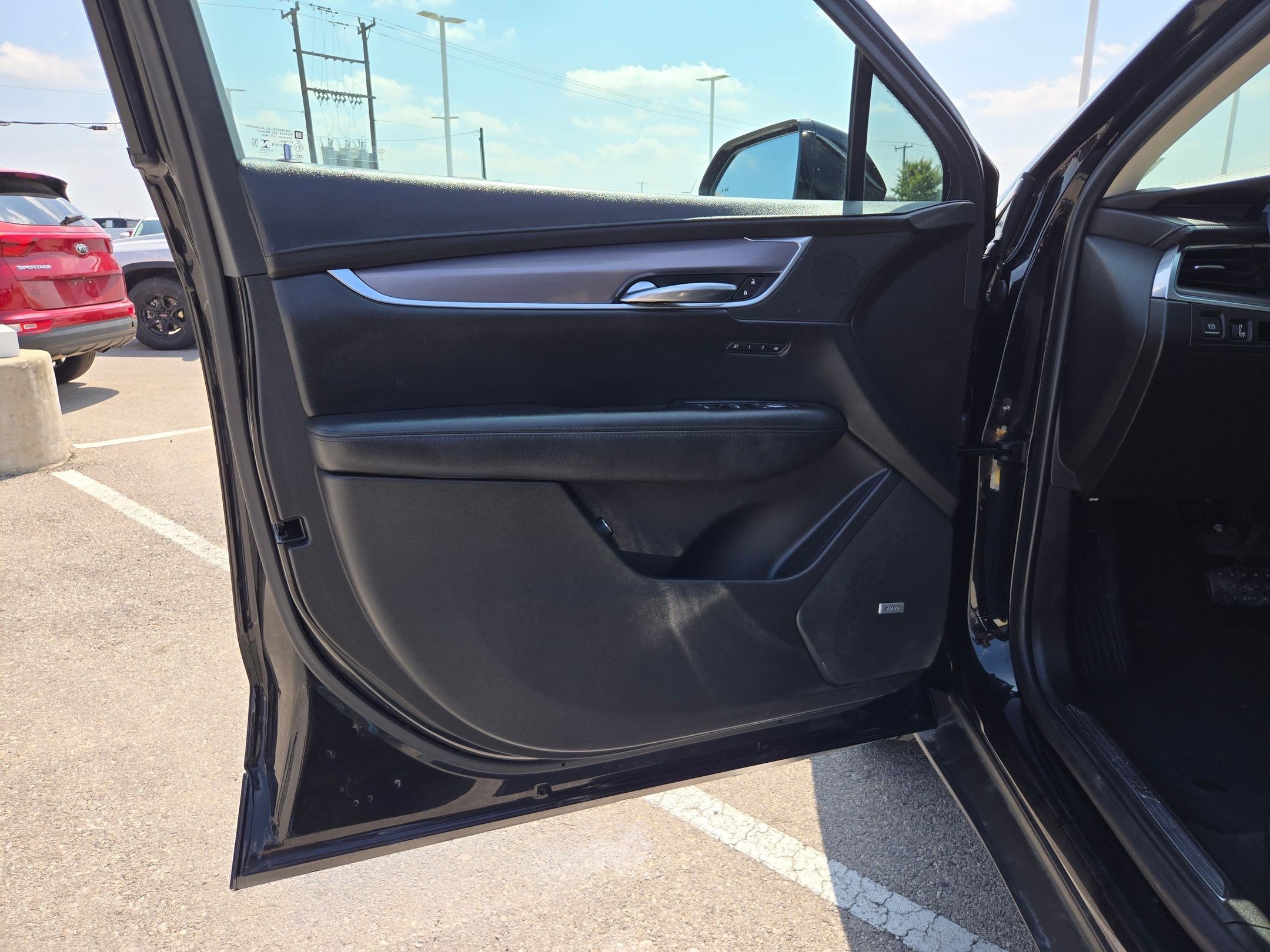 Used 2018 Cadillac XT5 Premium Luxury FWD image 12