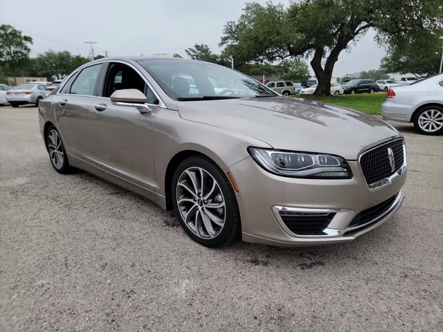 Used 2018 Lincoln MKZ Reserve w/ Luxury Package FWD image 3