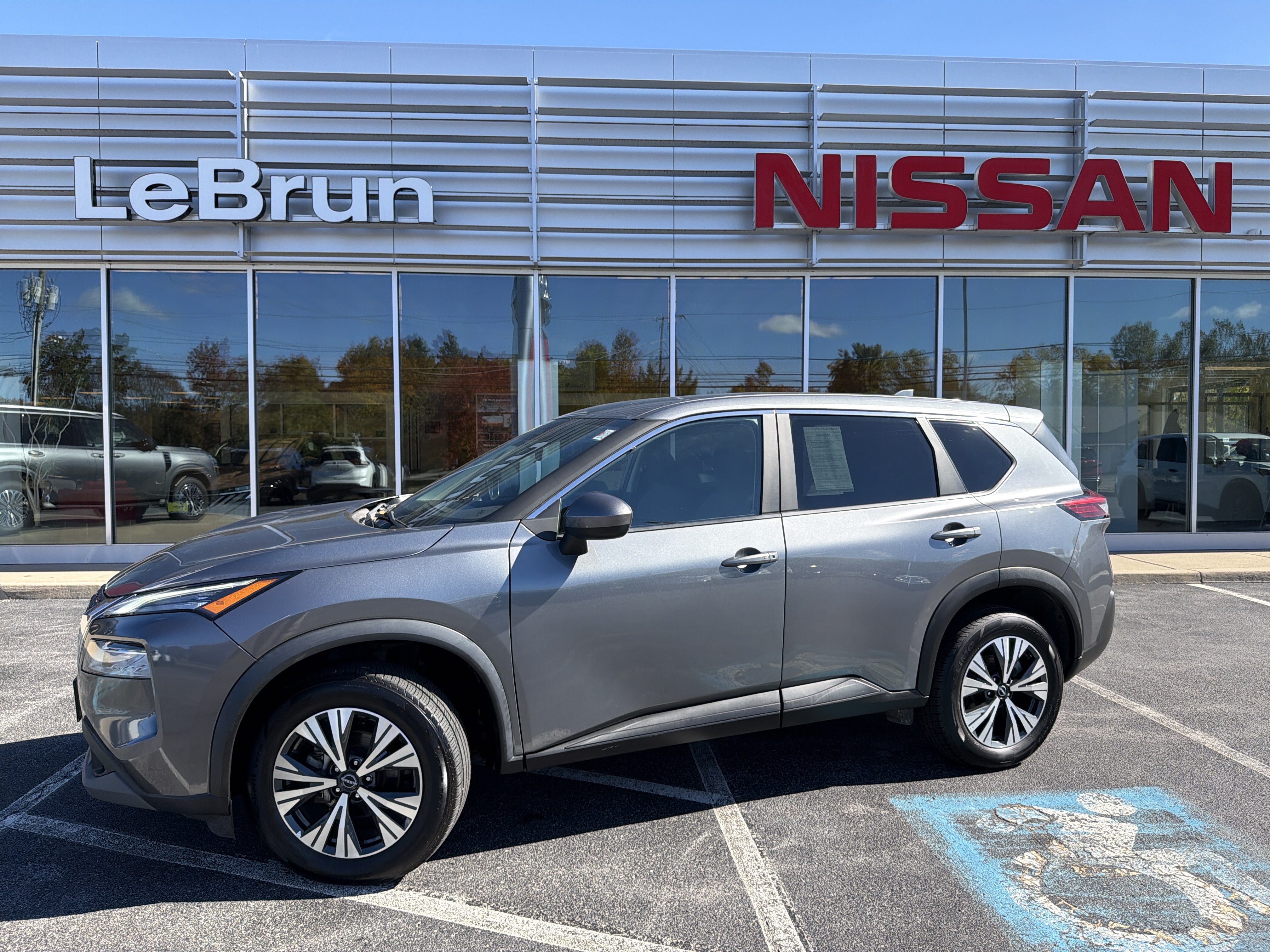 Used 2023 Nissan Rogue SV