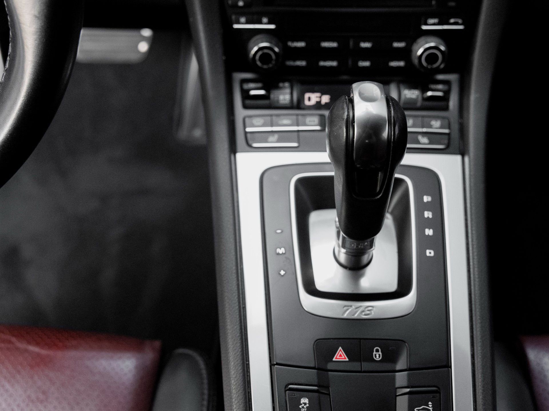 Certified 2018 Porsche 718 Cayman S image 23