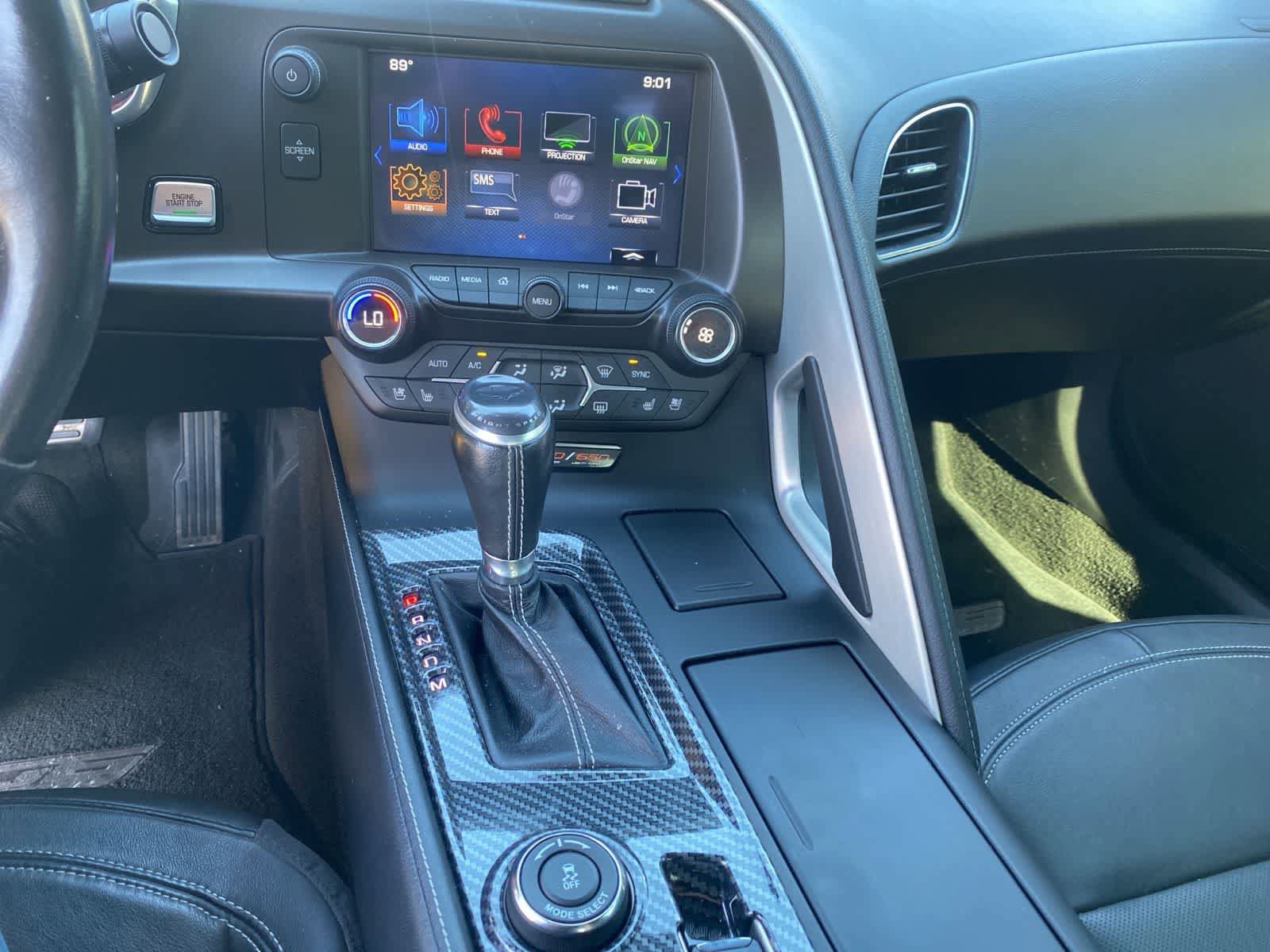 Used 2018 Chevrolet Corvette Z06 RWD image 16