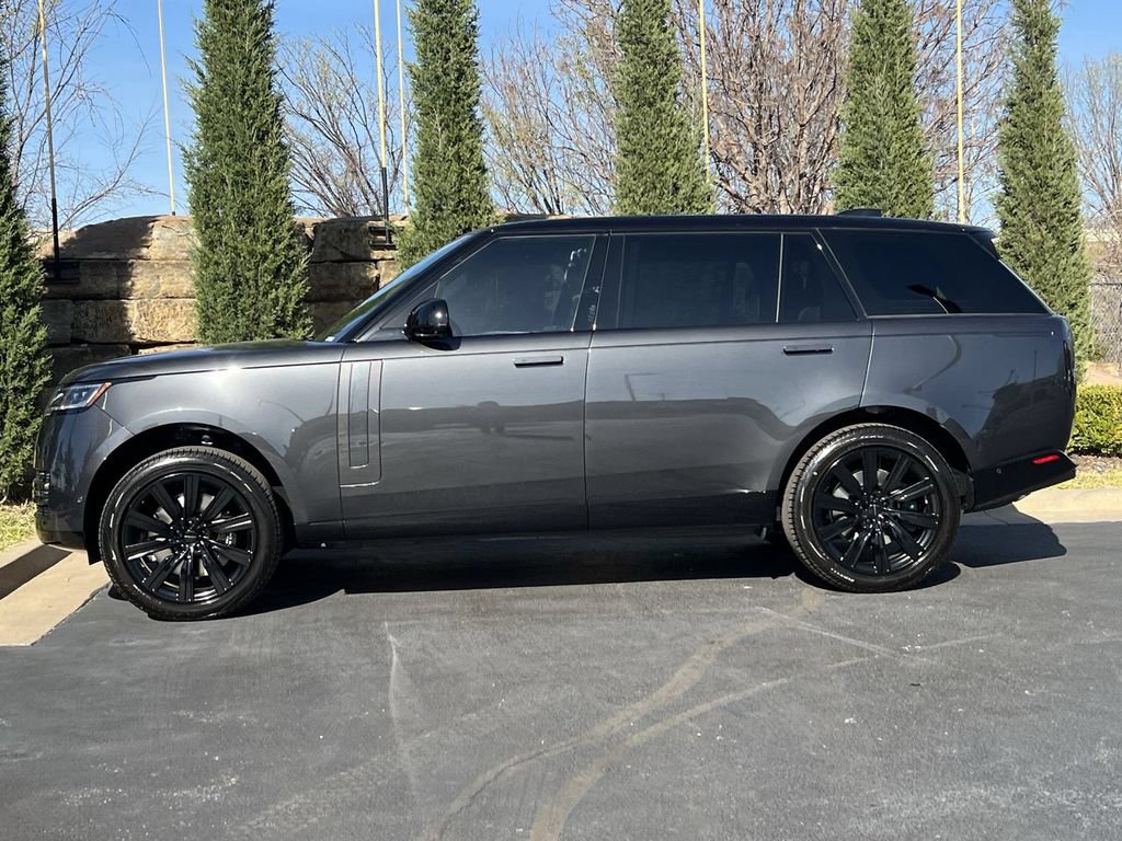 New 2026 Land Rover Range Rover Long Wheelbase SE AWD/4WD image 2