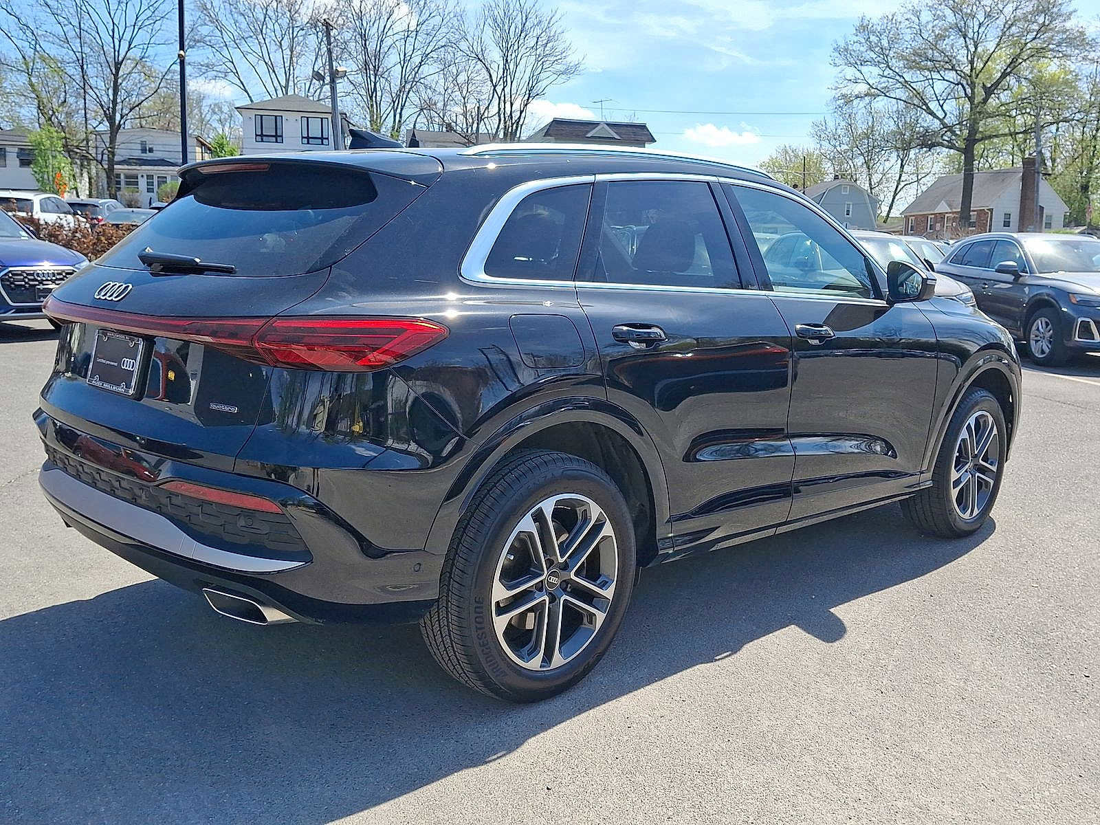 Certified 2025 Audi Q5 Premium w/ 19" Wheel Package AWD/4WD image 25