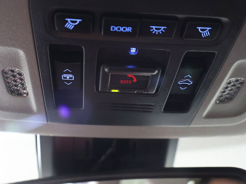 Used 2021 Toyota Camry XLE FWD image 48