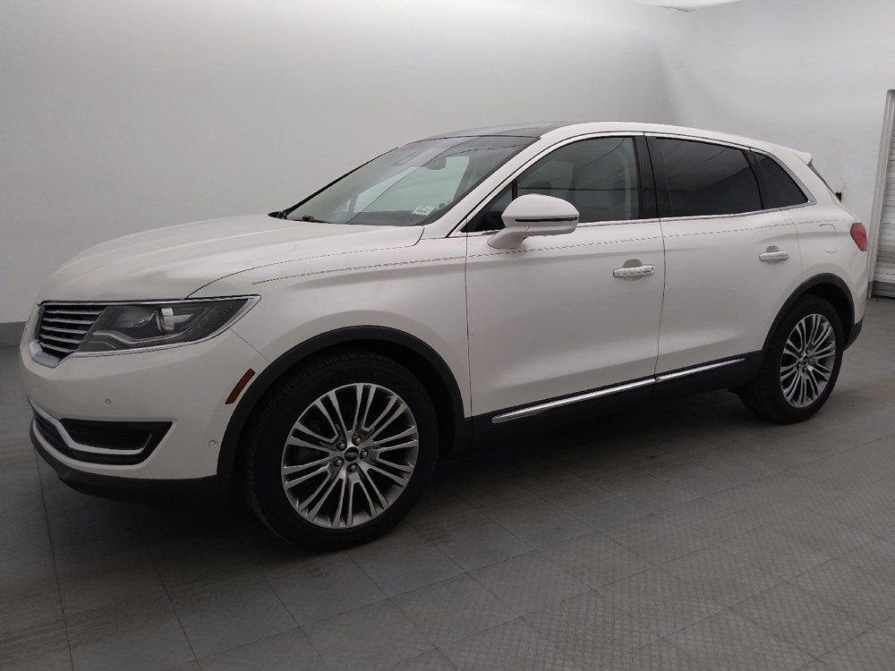Used 2016 Lincoln MKX Reserve w/ Technology Package FWD image 2
