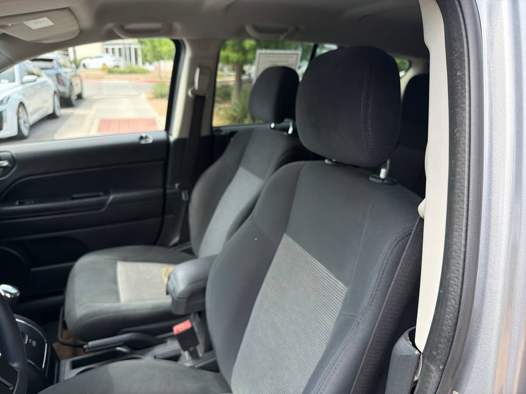 Used 2015 Jeep Compass Sport w/ Power Value Group FWD image 19