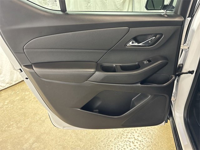 Certified 2023 Chevrolet Traverse LT w/ Midnight/Sport Edition image 24