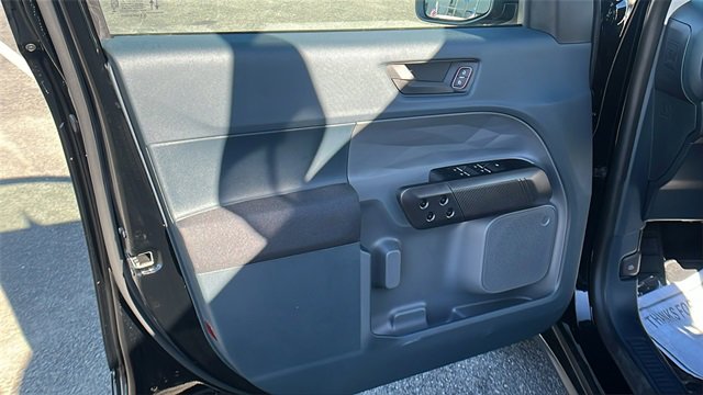 New 2025 Ford Maverick XL image 14