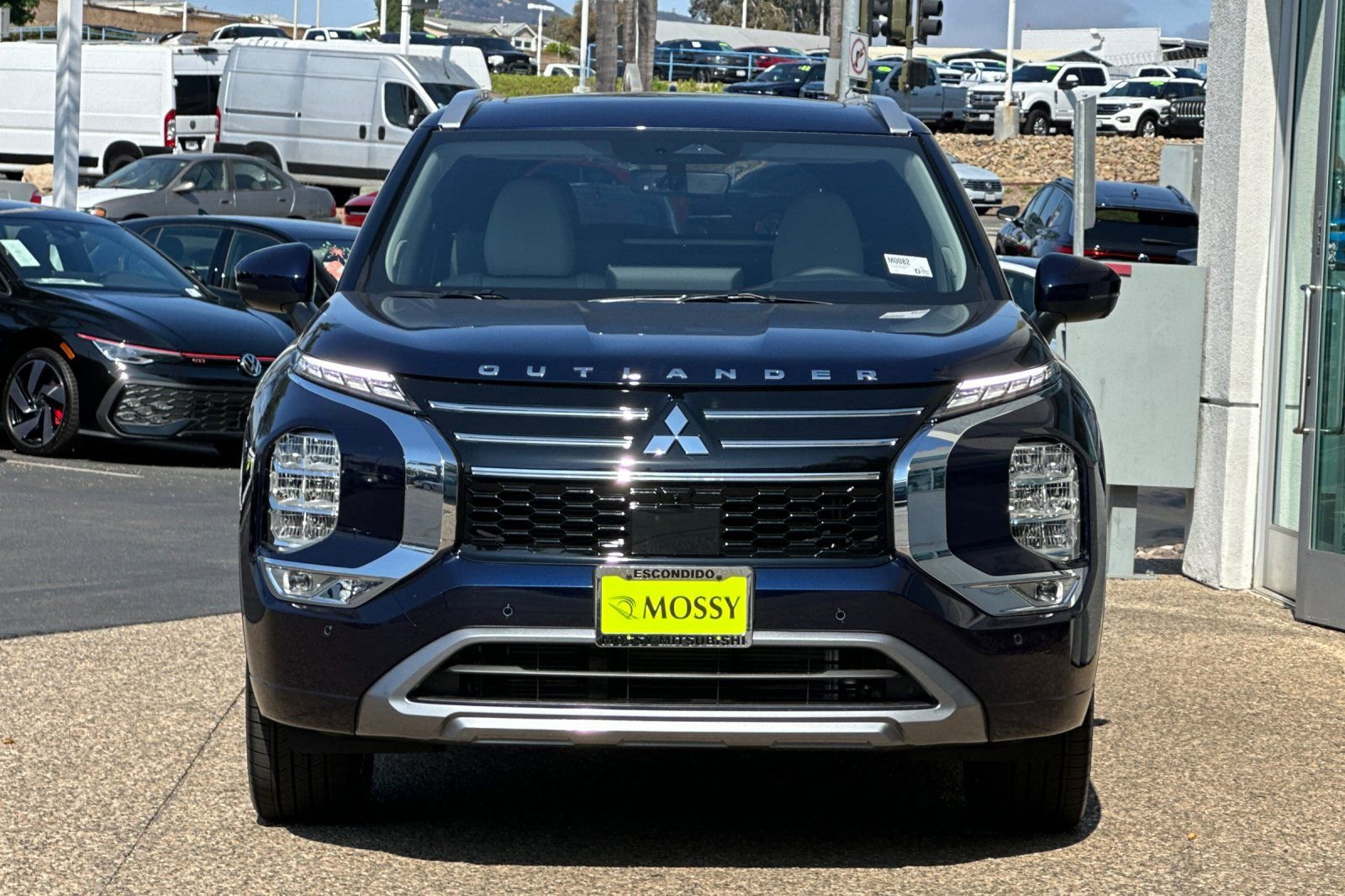 New 2025 Mitsubishi Outlander SEL image 8