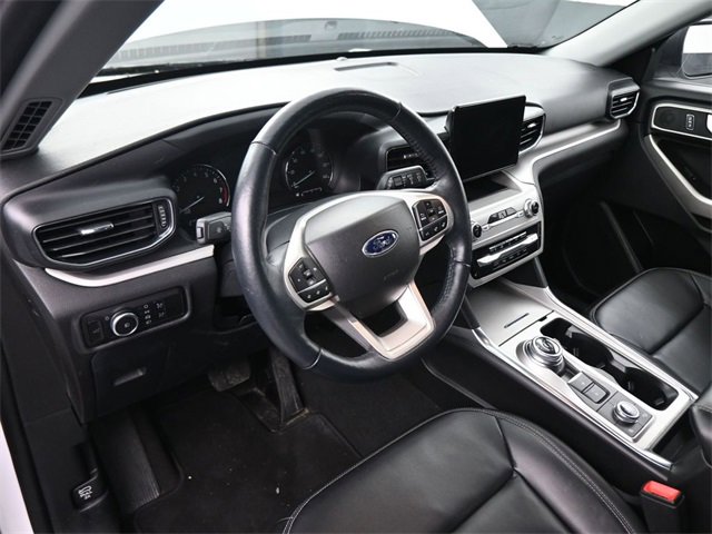 Used 2023 Ford Explorer XLT w/ Equipment Group 202A image 18
