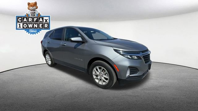 Used 2023 Chevrolet Equinox LT image 2