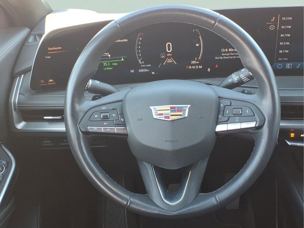 Used 2024 Cadillac XT4 Premium Luxury image 21