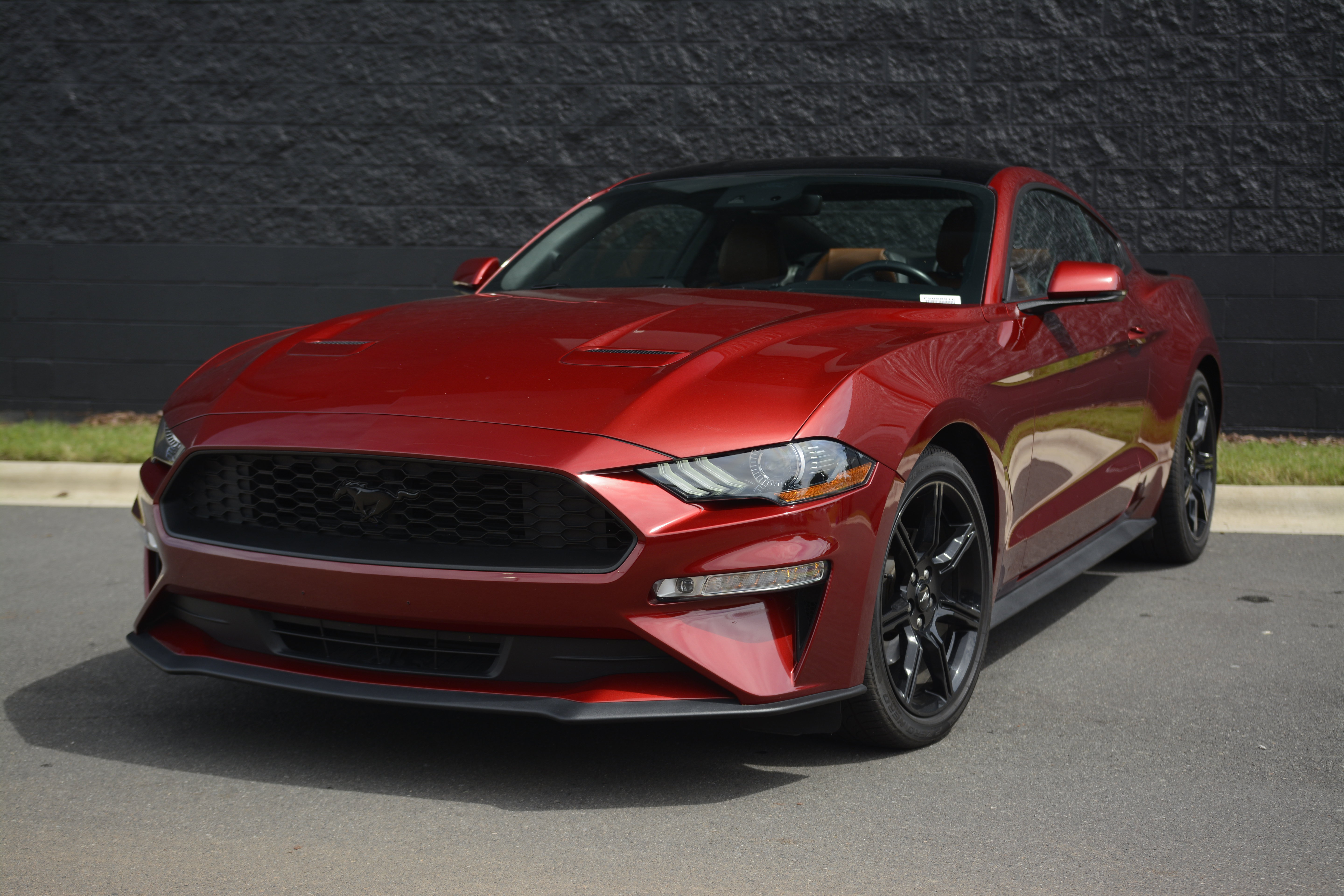 Used 2019 Ford Mustang Premium w/ Ford Safe & Smart Package RWD image 38