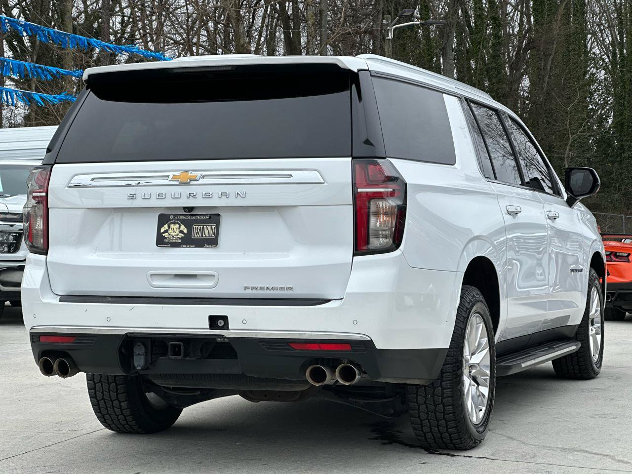 Used 2022 Chevrolet Suburban Premier AWD/4WD image 7
