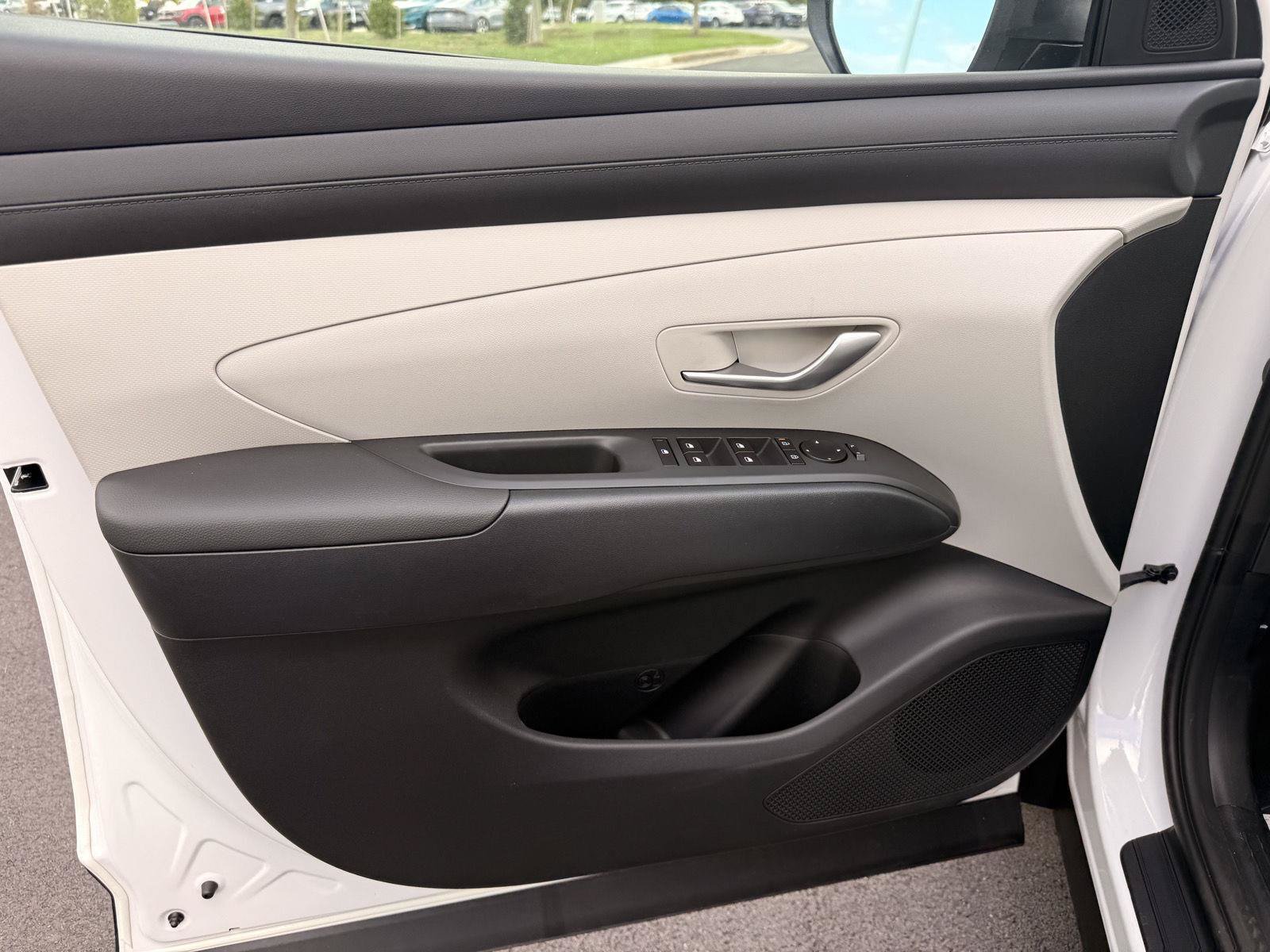 New 2026 Hyundai Tucson Blue SE AWD/4WD image 10
