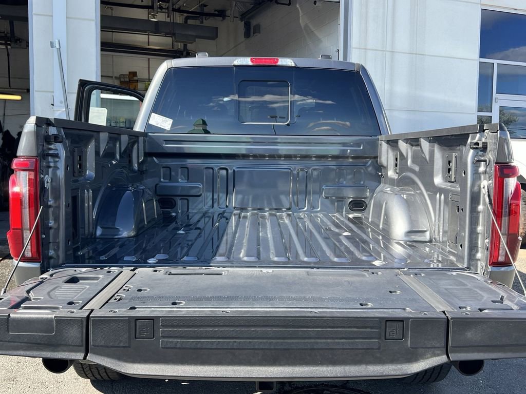 New 2026 Ford F150 Lariat w/ Equipment Group 502A High image 27