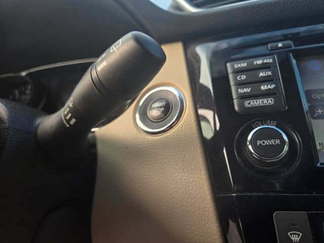Used 2016 Nissan Rogue SL FWD image 18