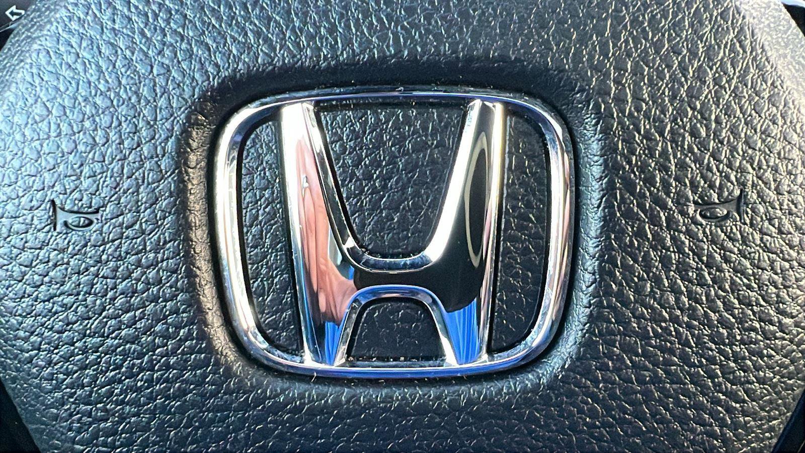 Certified 2025 Honda Pilot TrailSport image 34