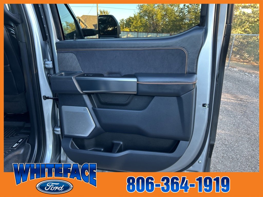 Used 2023 Ford F350 Platinum w/ FX4 Off-Road Package image 44